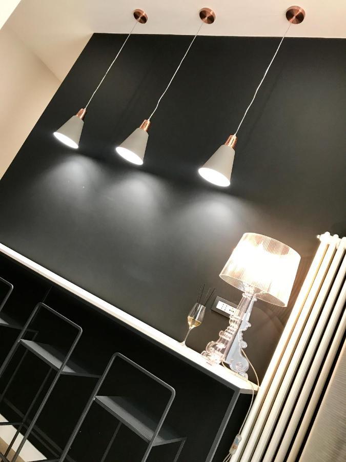 Five Boutique Rooms Неаполь Екстер'єр фото