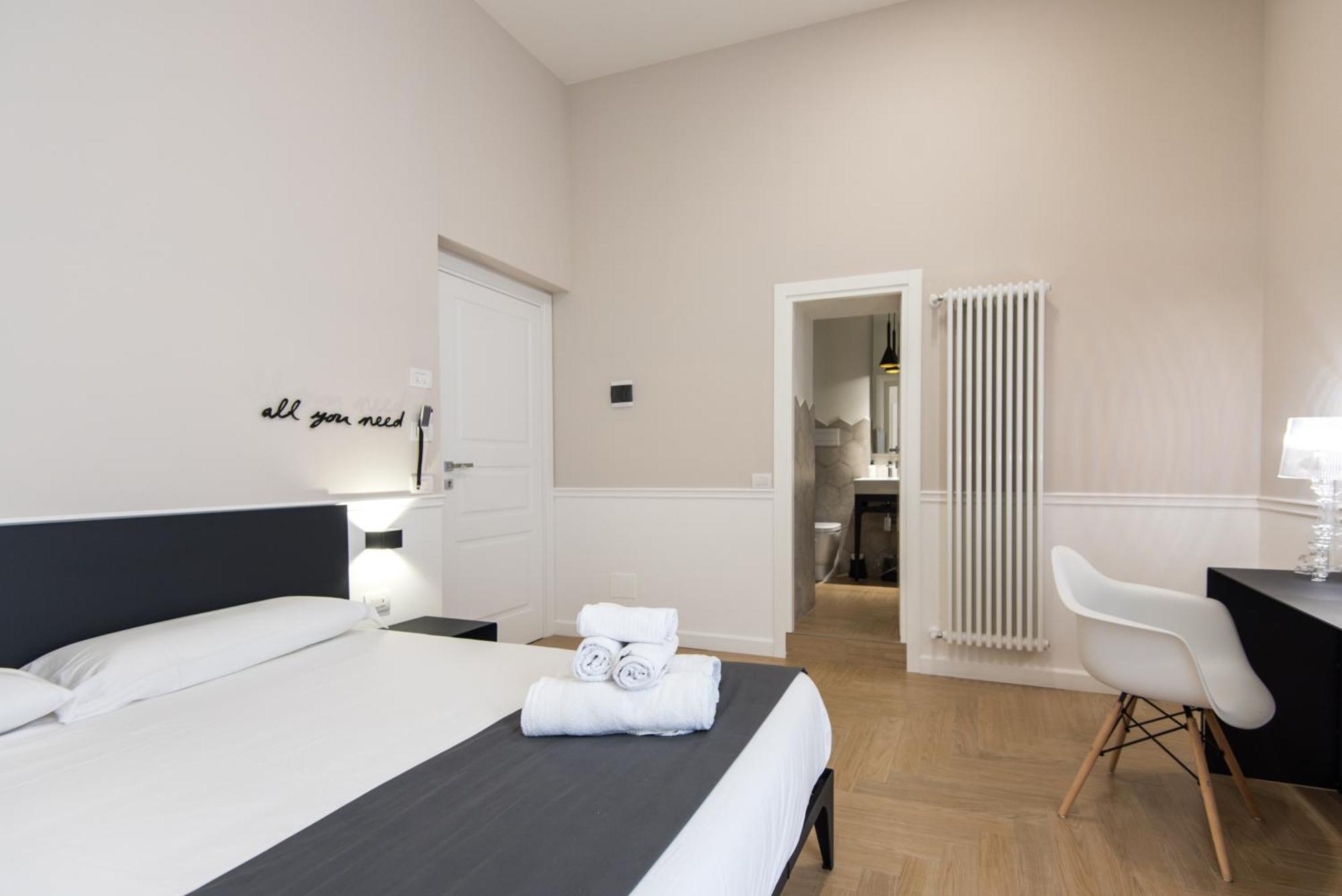 Five Boutique Rooms Неаполь Екстер'єр фото