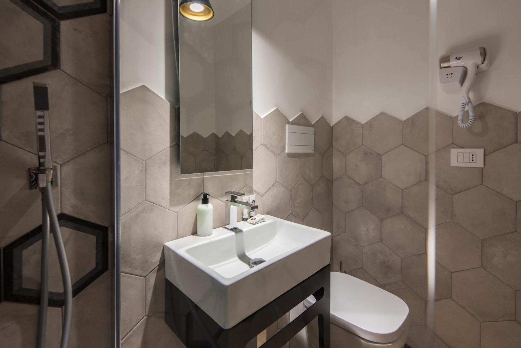 Five Boutique Rooms Неаполь Екстер'єр фото