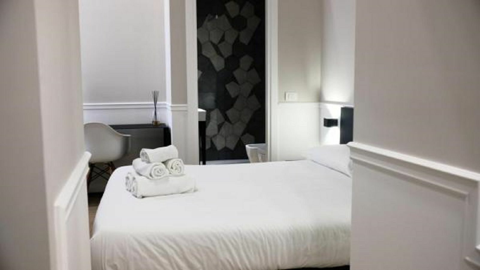 Five Boutique Rooms Неаполь Екстер'єр фото