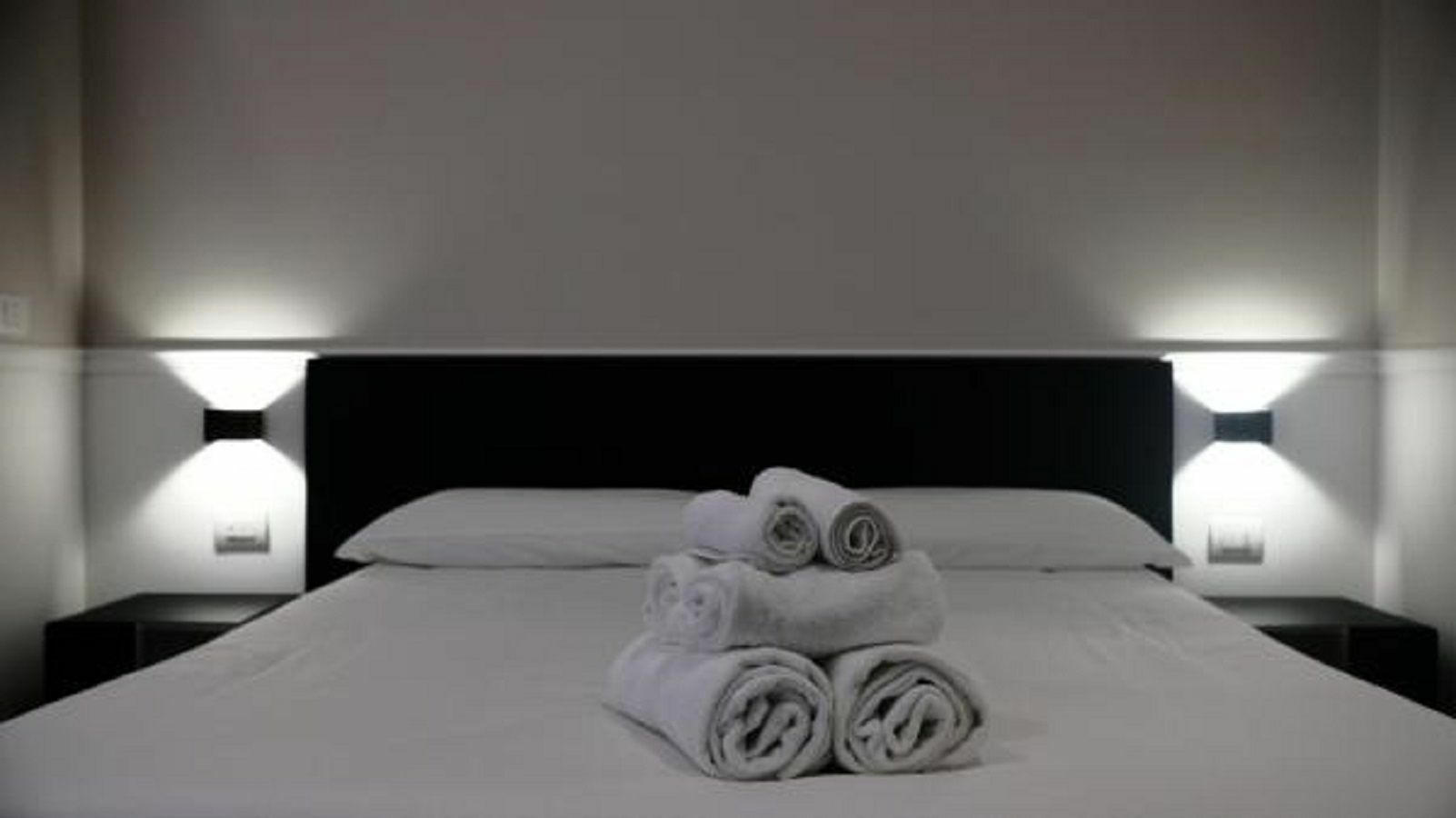 Five Boutique Rooms Неаполь Екстер'єр фото